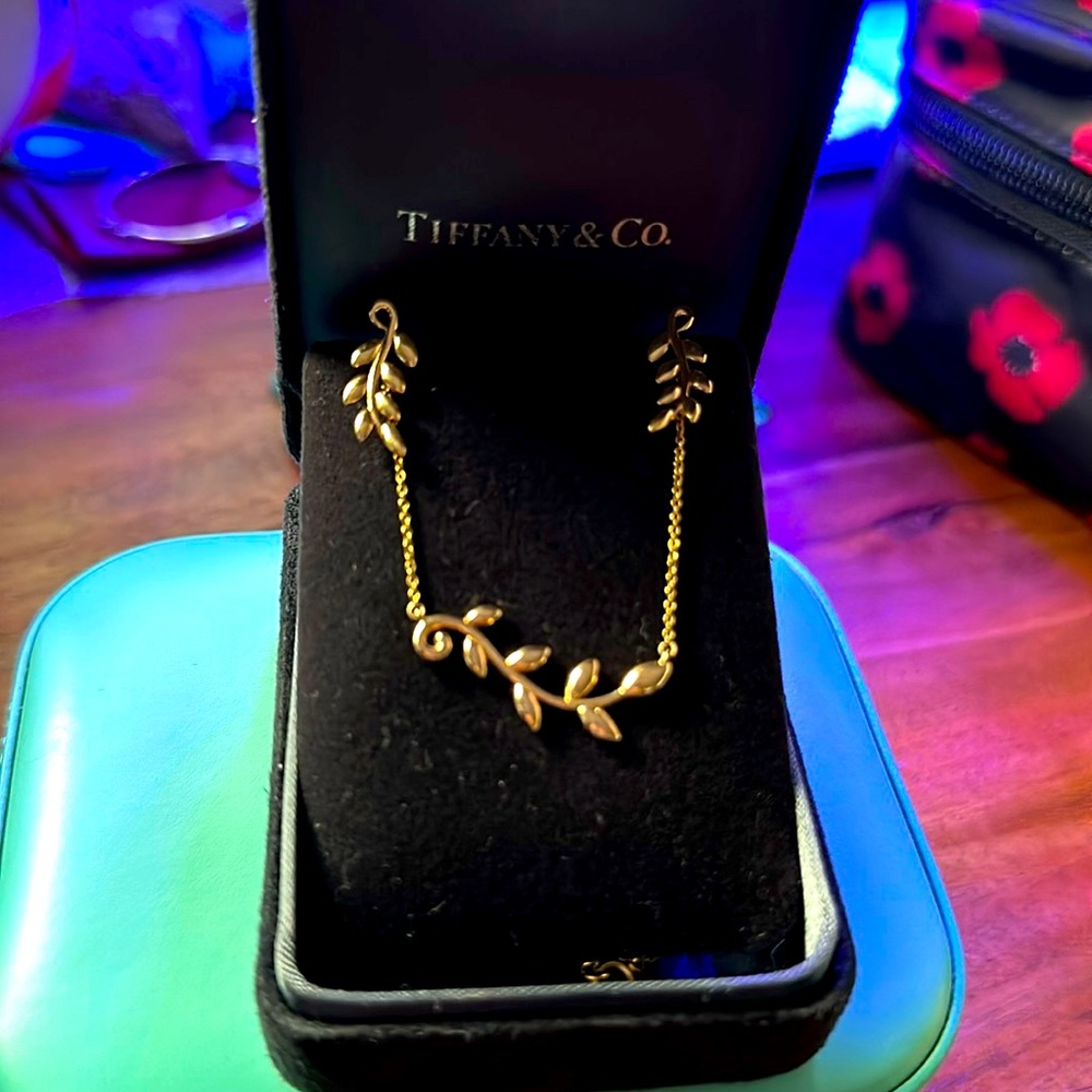 Paloma Picasso olive vine pendant 18k rose gold necklace